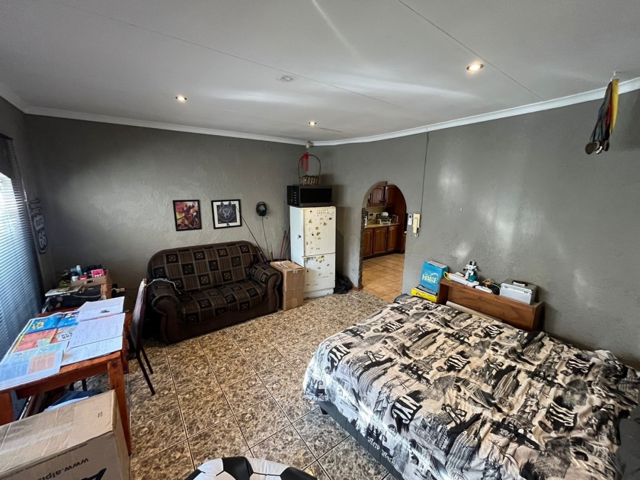 To Let 3 Bedroom Property for Rent in Safari Gardens North West